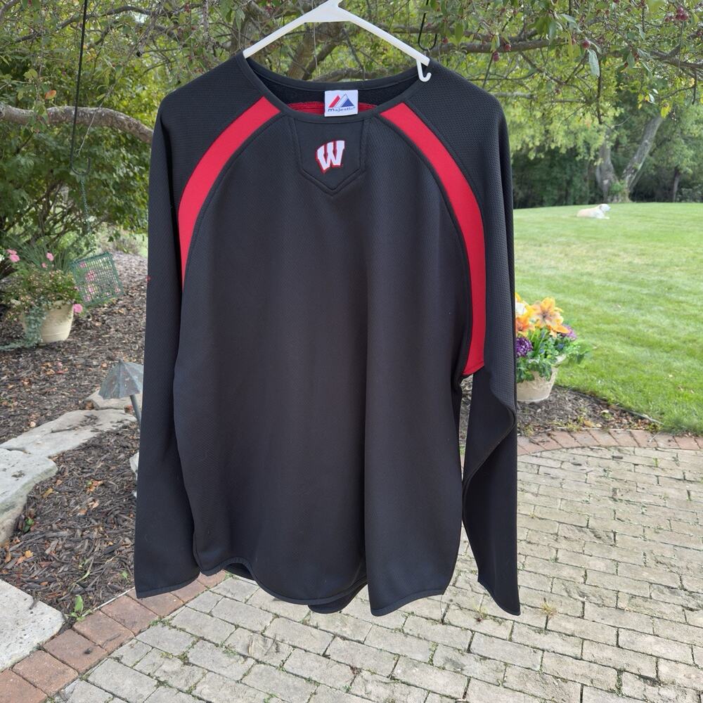 Majestic Wisconsin Badgers Pullover Mens XL Black NCAA Fleece Lined Top (219)